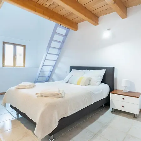 Nyaraló Le Relais De Bellemaison Montfrin