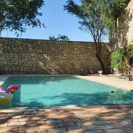 Nyaraló Le Relais De Bellemaison Montfrin